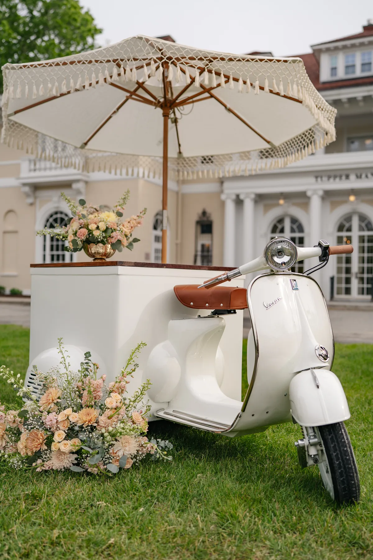 delini gelato vespa bar luxury best